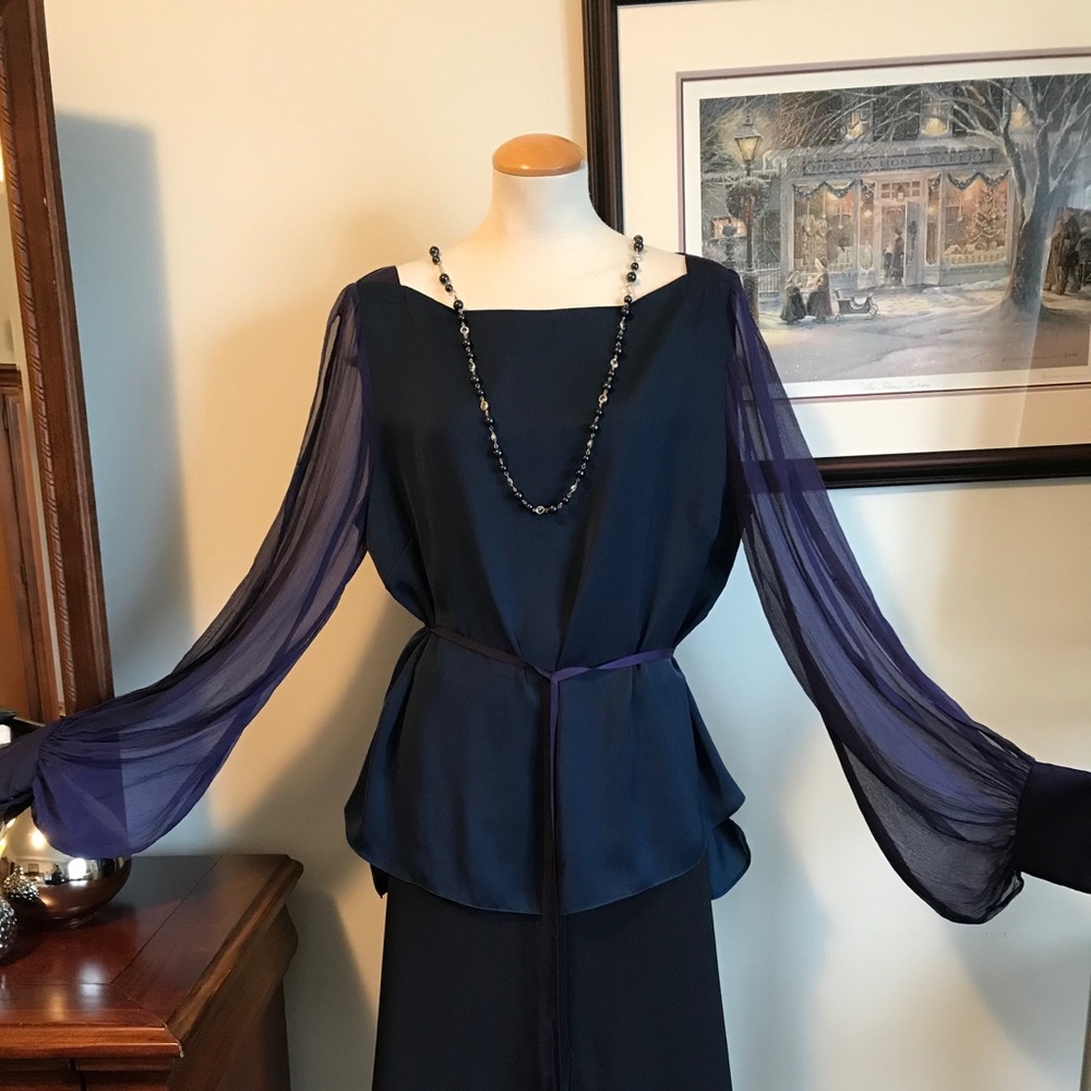 Tahari Ladies Top